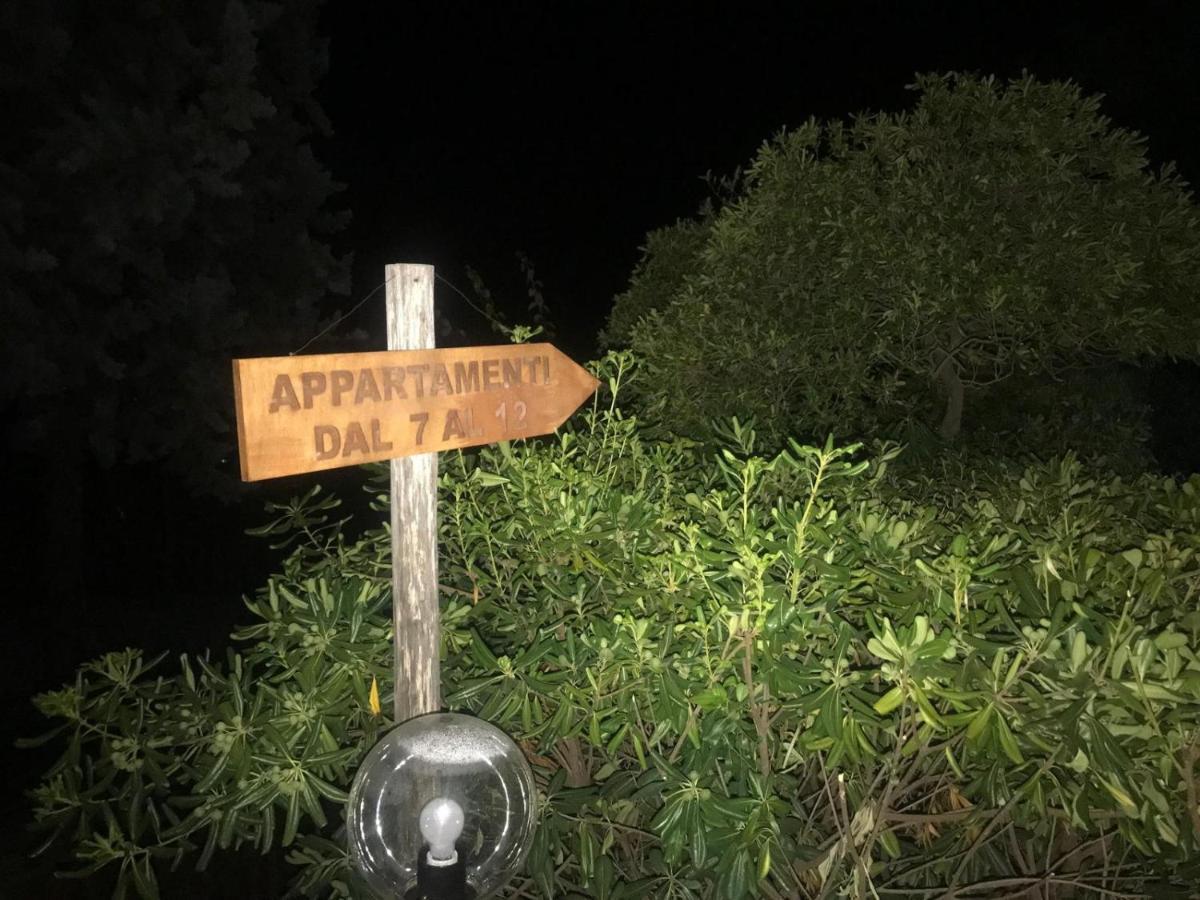 Residence Belvedere マリーナ・ディ・カメロータ エクステリア 写真